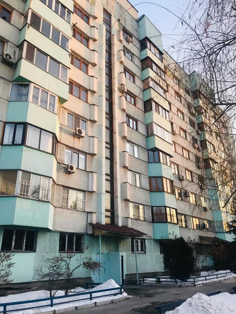 Hostel West Point Capsule Almaty Exterior foto